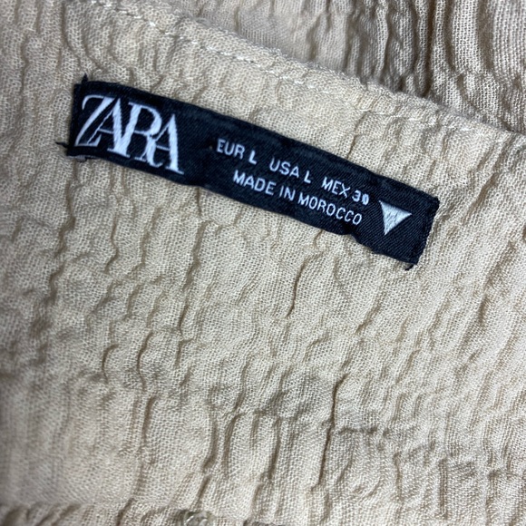 ZARA WOMAN STRUCTURED RUFFLE
WIDD LEG JUMPSUIT - Picture 9 of 10